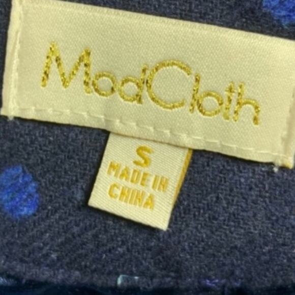 ModCloth intern of fate polka dot skirt - Picture 5 of 7